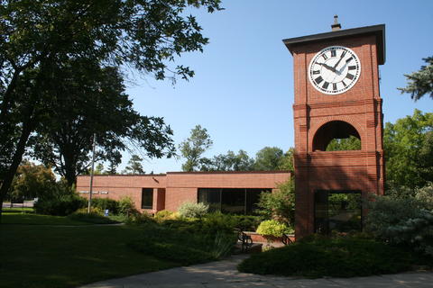 Tompkins alumni center and clock, South Dakota State University