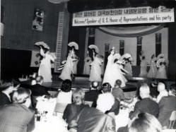 Entertainment at a banquet honoring U.S. Speaker of the House of Representatives and other members of Congress on a trip to South Korea.