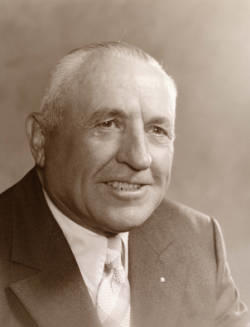 Earl Eikmeier