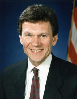 Color portrait of Congressman Tom Daschle